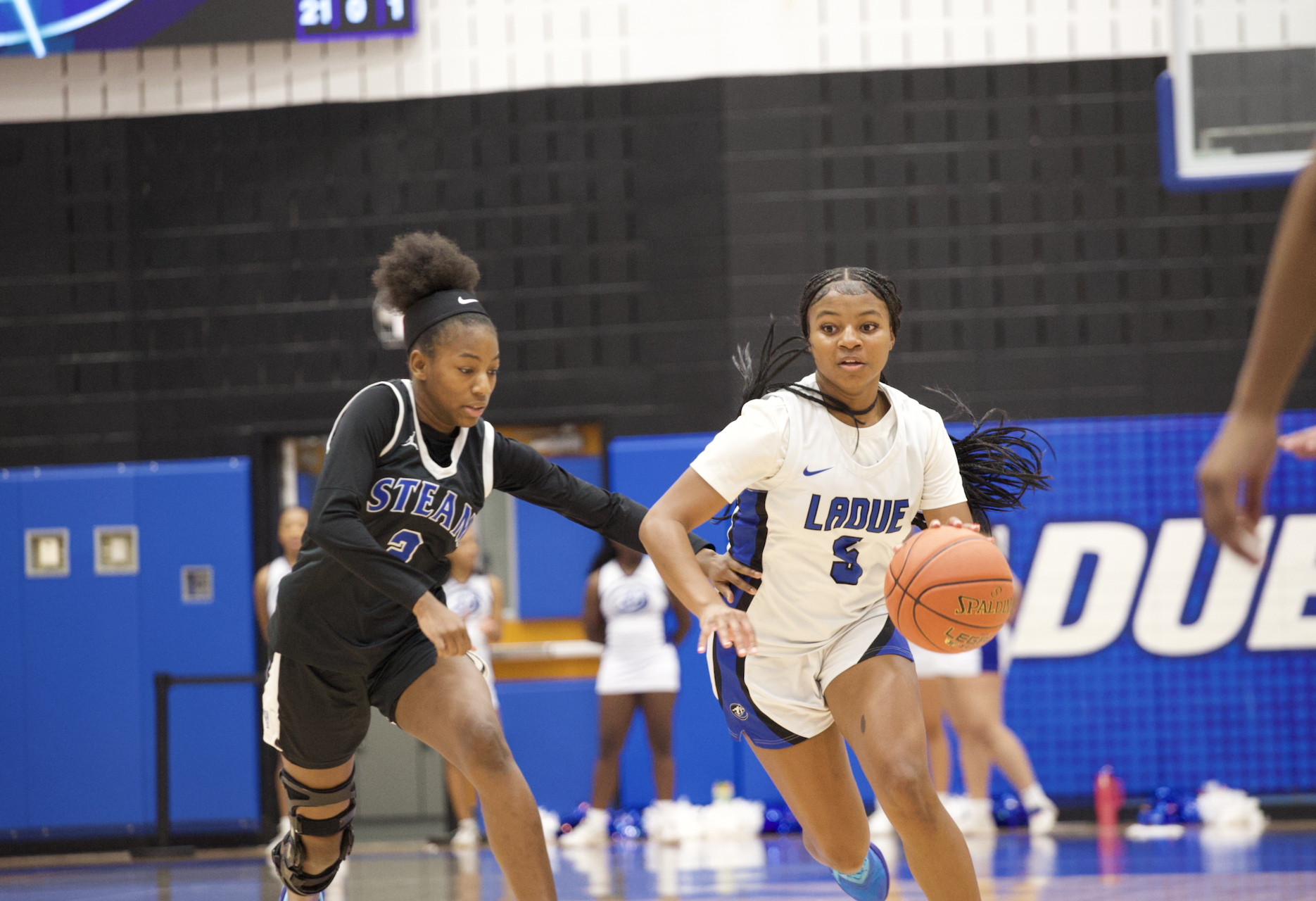 Girls basketball loses against STEAM Academy Jan. 6