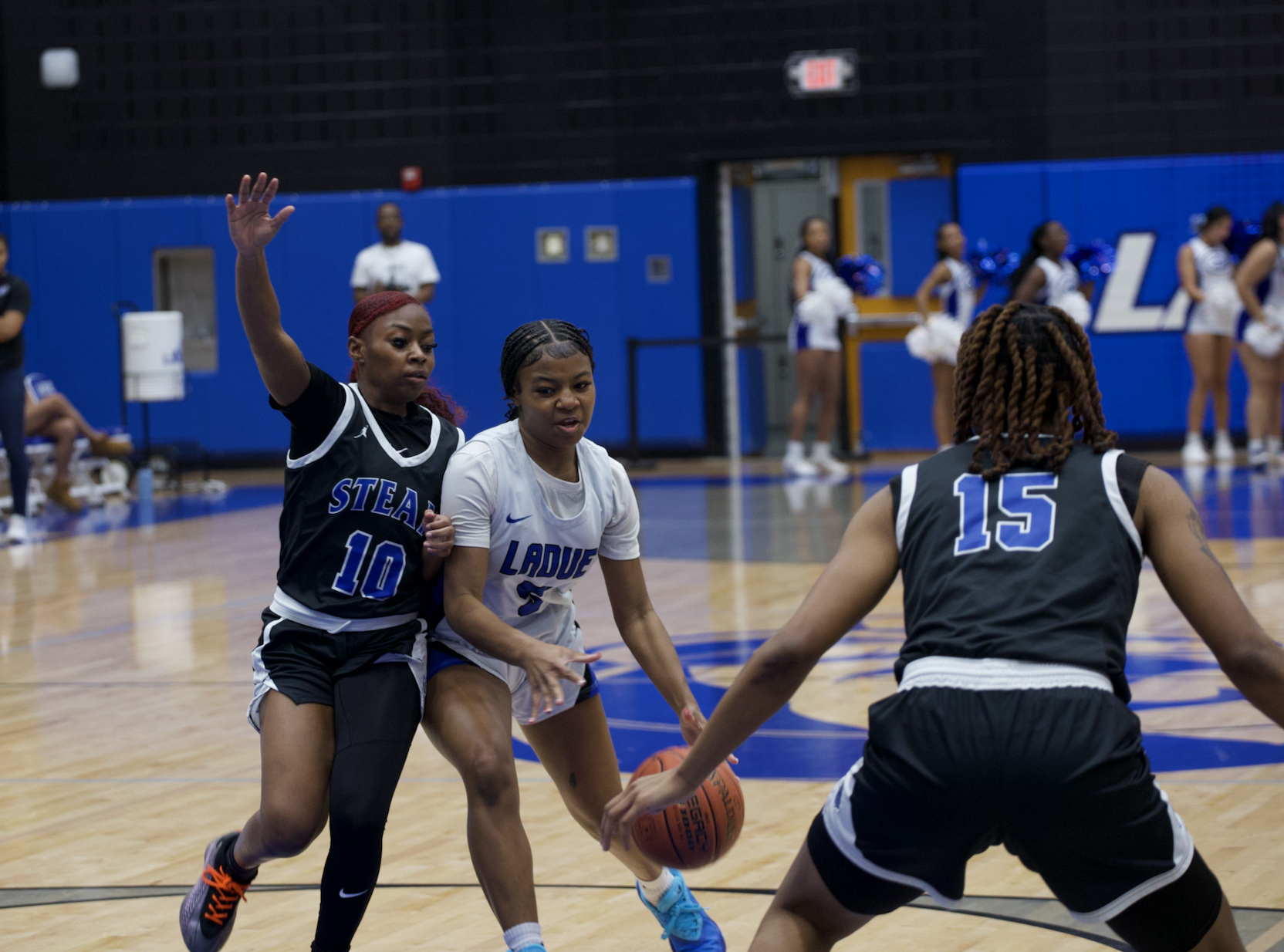 Girls basketball loses against STEAM Academy Jan. 6