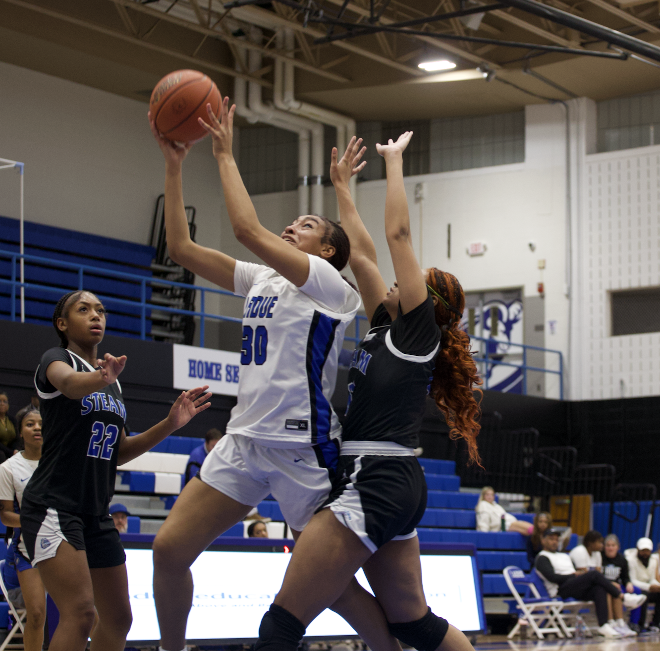 Girls basketball loses against STEAM Academy Jan. 6