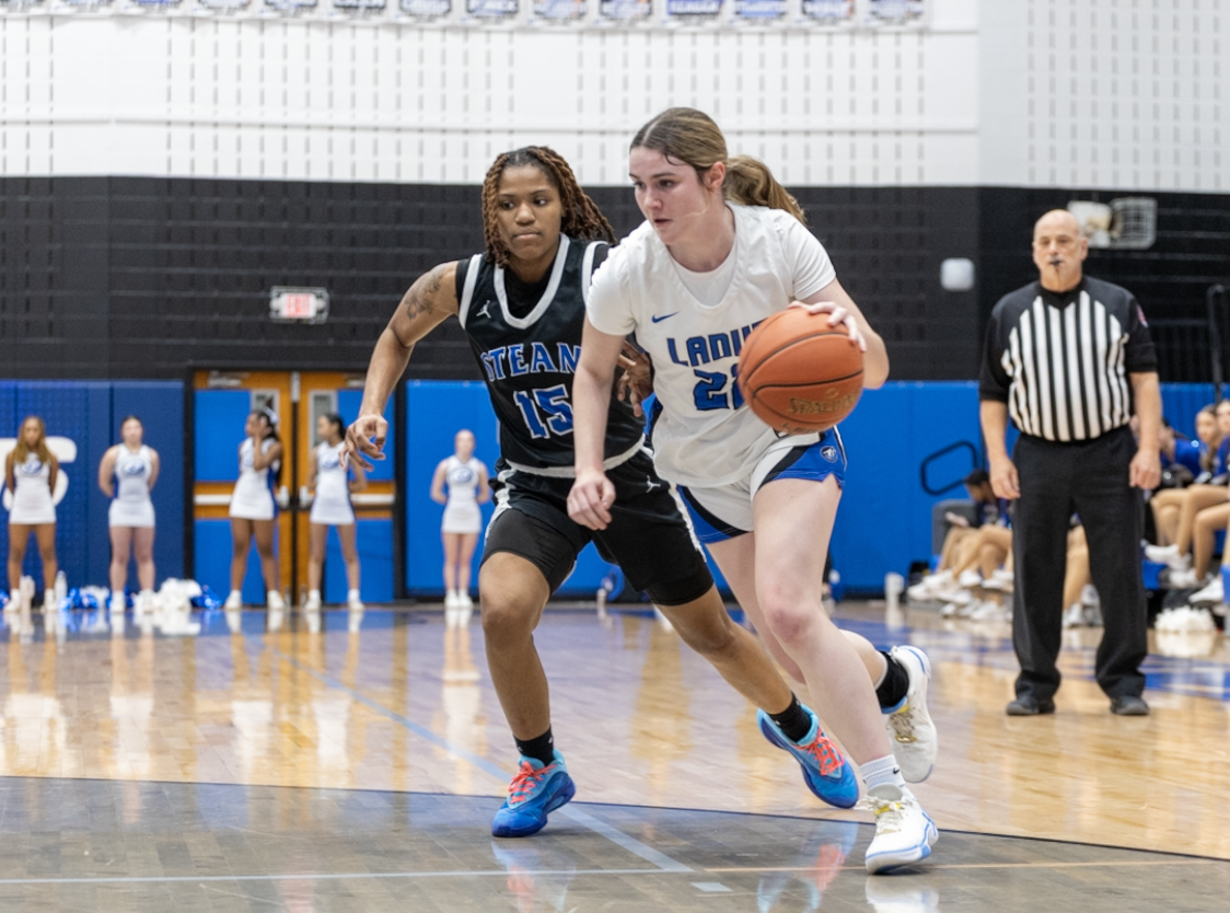 Girls basketball loses against STEAM Academy Jan. 6