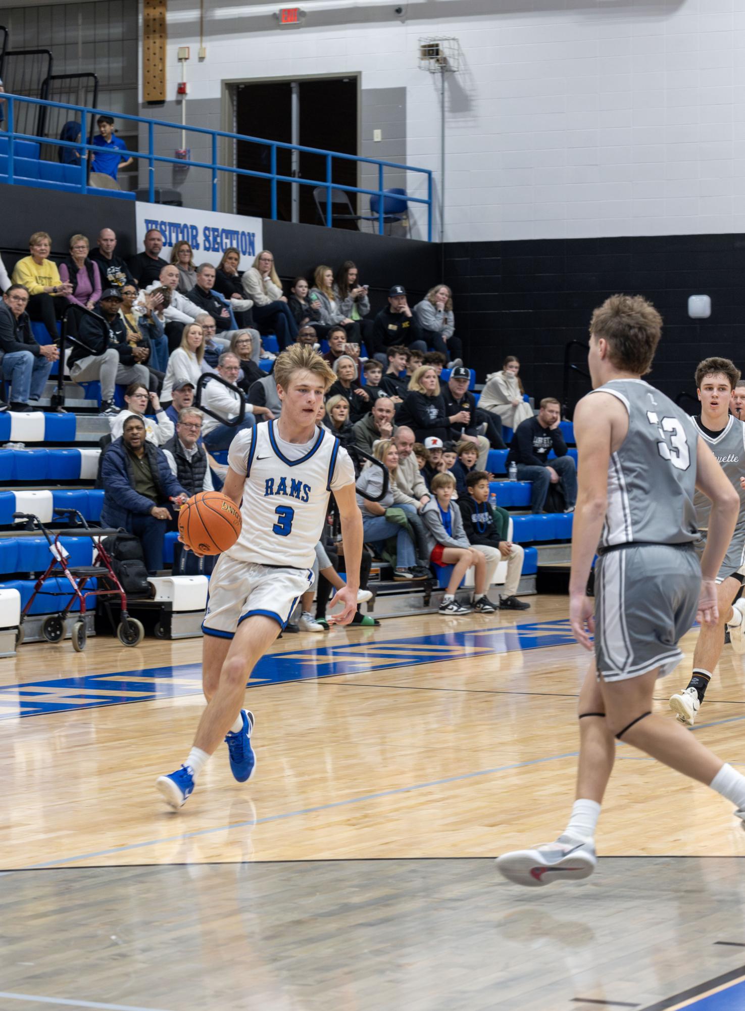 Boys varsity basketball defeats Lafayette 77-69 Jan. 9