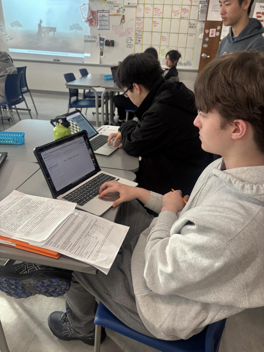 Students in Emma Lawson’s B1 class work on their Poet Projects Feb. 5. They researched their poet’s work to later analyze. “I'm really excited about this project because it'll allow me to really go in depth with my research,” AP Lit student Paul Horn (11) said. I feel like most people my age only know Kendrick Lamar from his music, but they might neglect his life story, or his various pieces of art. I'm hoping that my work on this project will let me learn much more about Kendrick and give me a more detailed understanding of him that I wouldn't have gotten otherwise.”