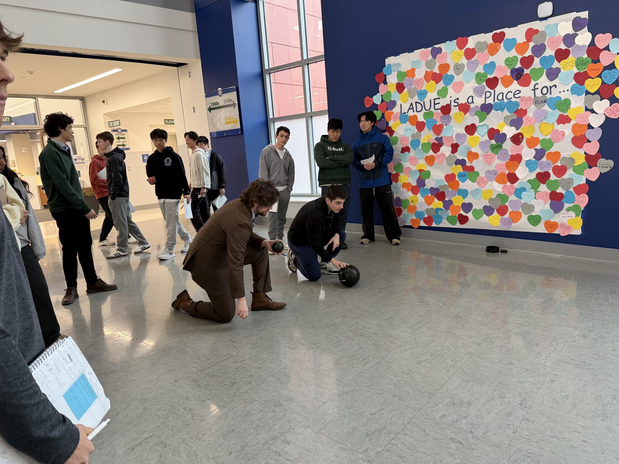 AP Physics C: Mechanics participates in rotational inertia lab