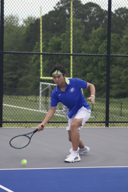 Boys Varsity Tennis Competes Against Marquette April 29