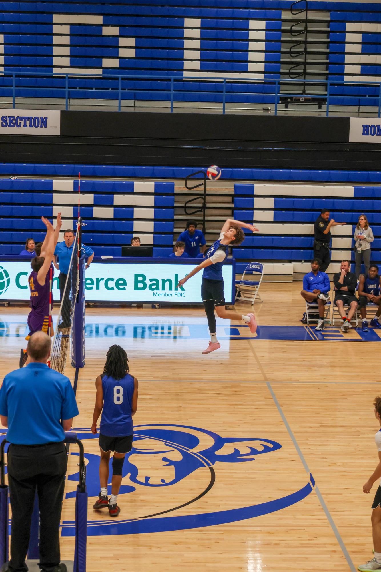 Varsity boys volleyball beats Eureka 3-0 April 9
